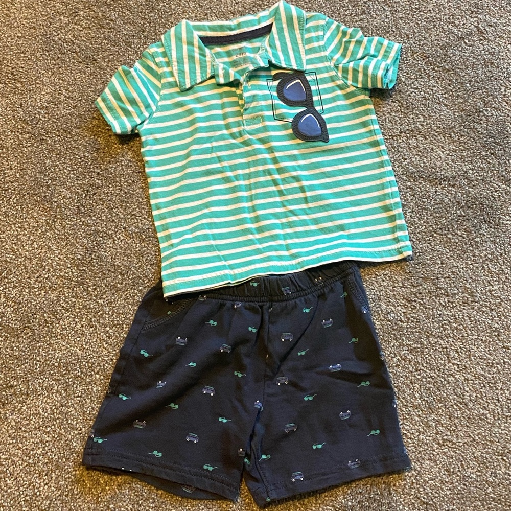 Carters Toddler boy set